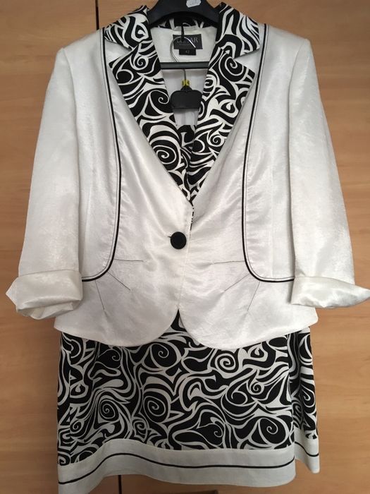 Kostium/garsonka rozm. 40/42