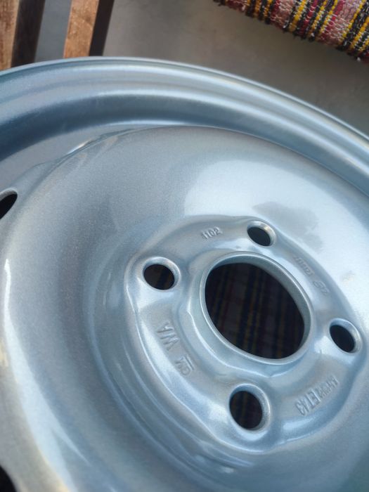 Renowacja felg, alufelg. Lakierowanie proszkowe, prostowanie, spawnie.