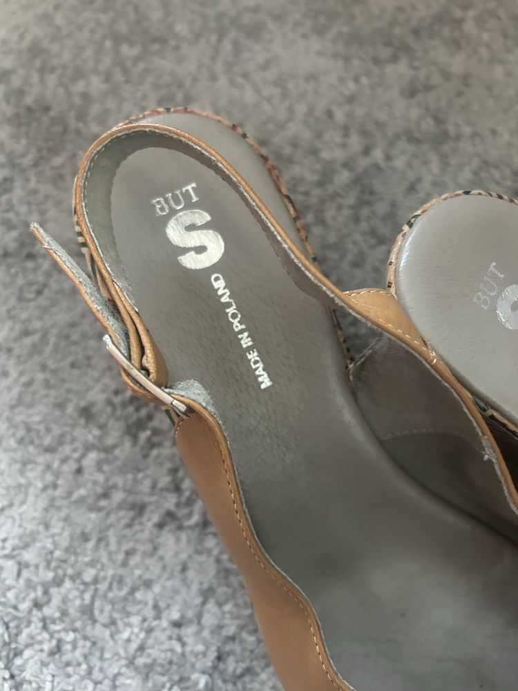 Buty sandalki na koturnie S but r.41