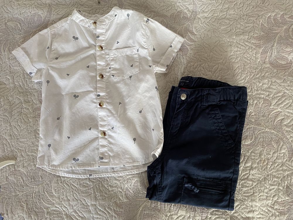 Lote roupa conjunto calças Tommy Hilfiger e camisas menino 2 anos