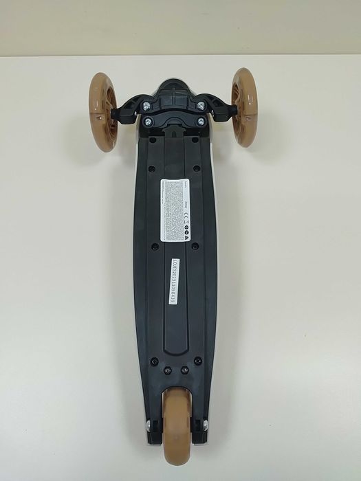 Hulajnoga balansowa trójkołowa Lionelo Jessy (304)/K