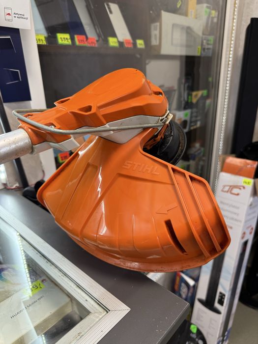 Kosa alumulatorowa Stihl FSA 60R + bateria AK 30, Jak Nowa