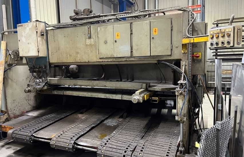 Gilotyna do stali Ursvik GST330 max 10mm Pneumatyczno-Hydrauliczna