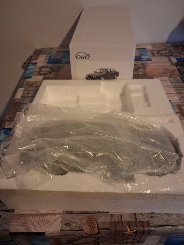 Bmw m5 e34 Otto 1:18 kolekcjonerski