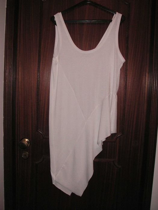 T Shirt / Túnica Zara