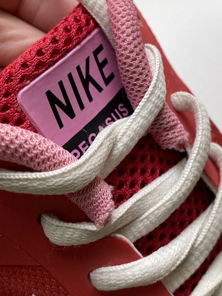 Кросівки жіночі Nike весна-літо (36, 37, 38, 39 розмір)