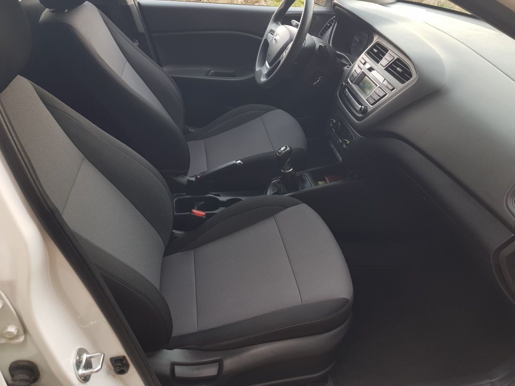 Hyundai i 20 crdi top *como nova* iva dedutível *