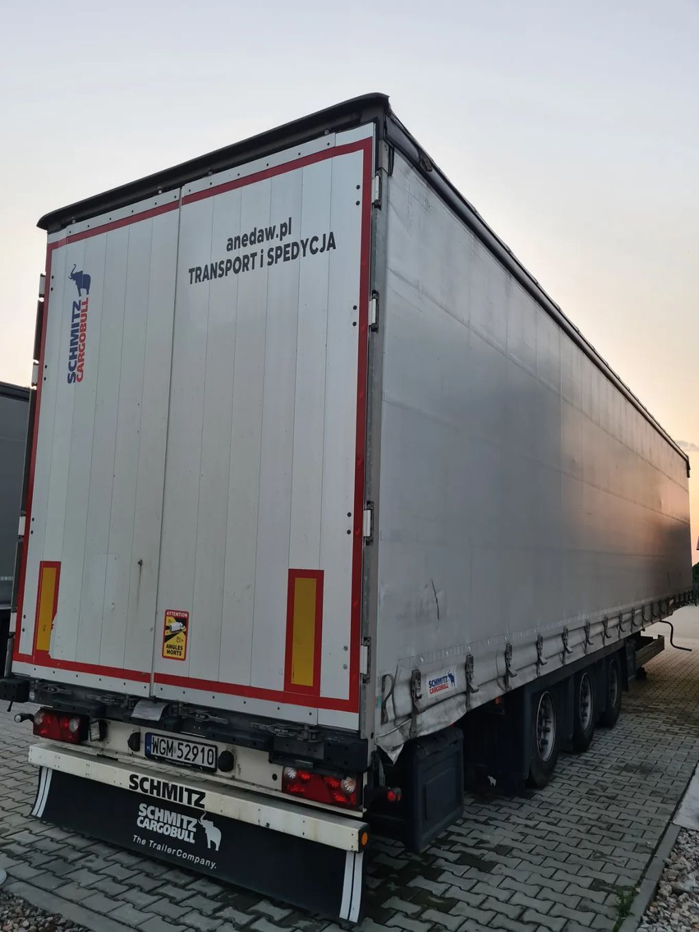 Schmitz Cargobull Mega