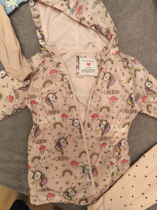 Ubranka dziecięce na dziewczynkę