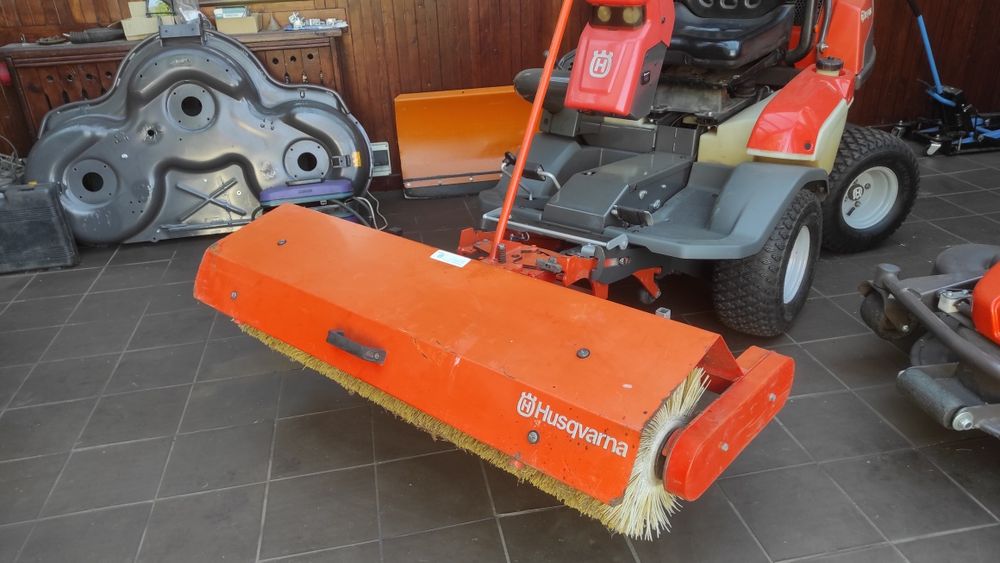 Traktorek kosiarka Husqvarna Rider 4x4