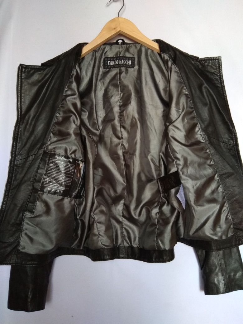 Женская кожаная куртка косуха Сarlo Sacchi 38