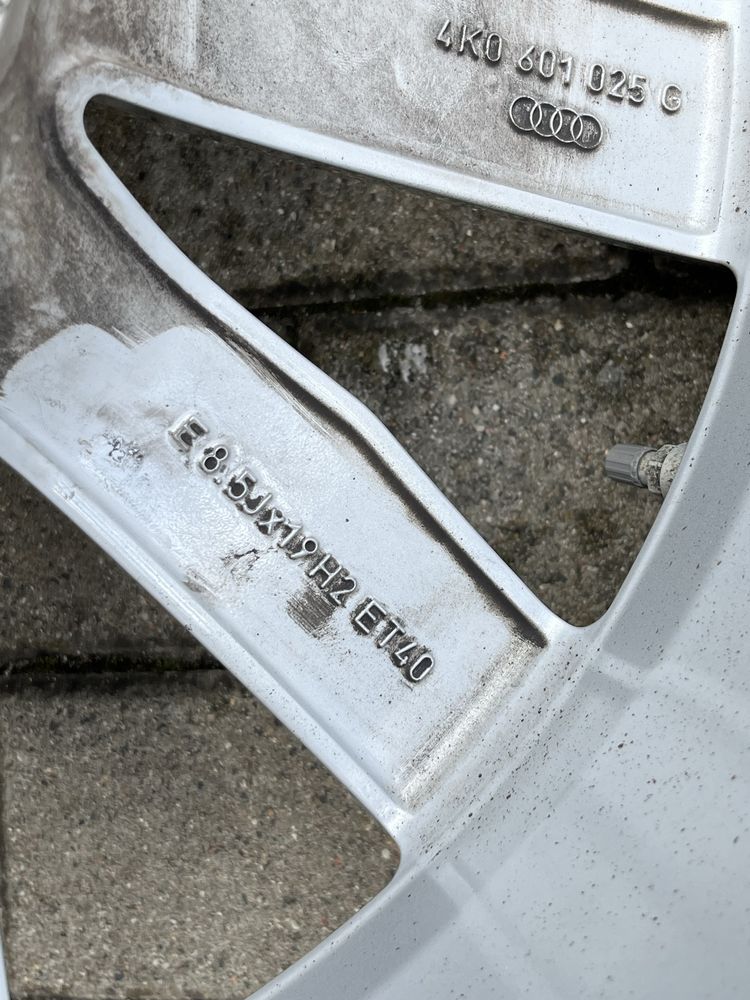 Oryginalne Koła R19 5x112 Audi A6 C8 C7 Q5 A4 Opony 245/45/19