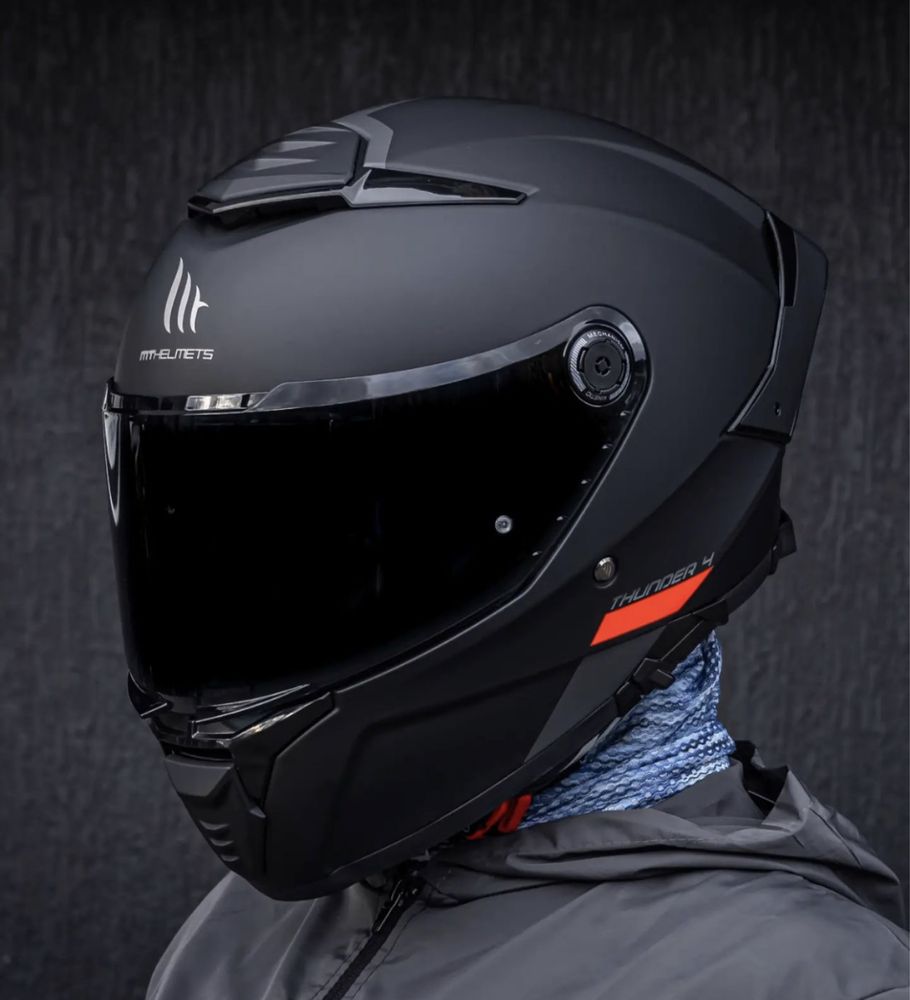 Мотошлем MT Thunder 4 SV 2025 В наявності є кольори XS-XXL.