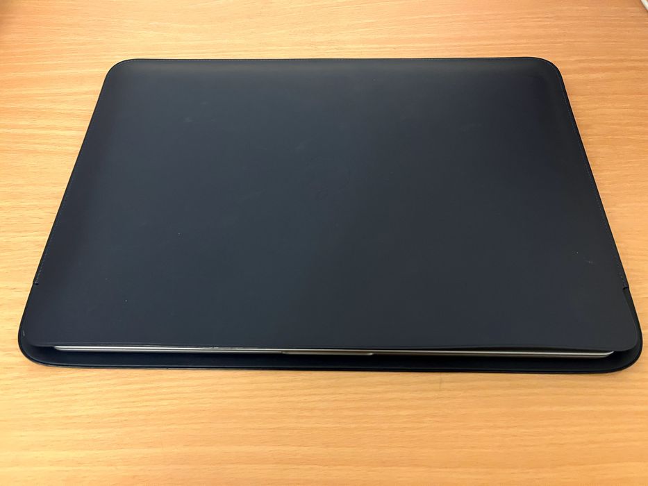 Чохол для ноутбука Apple MacBook Pro/Air. Leather Sleeve Midnight Blue