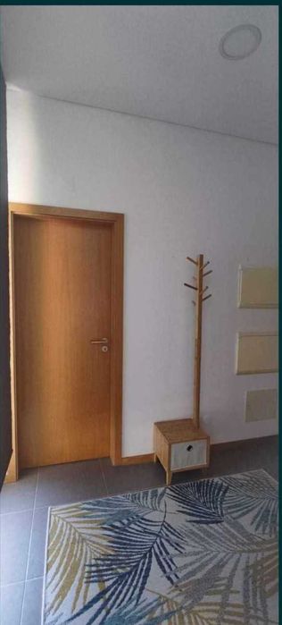 Aluga-se T1 - 1.ª Linha Figueira da Foz (Mobilado e equipado)