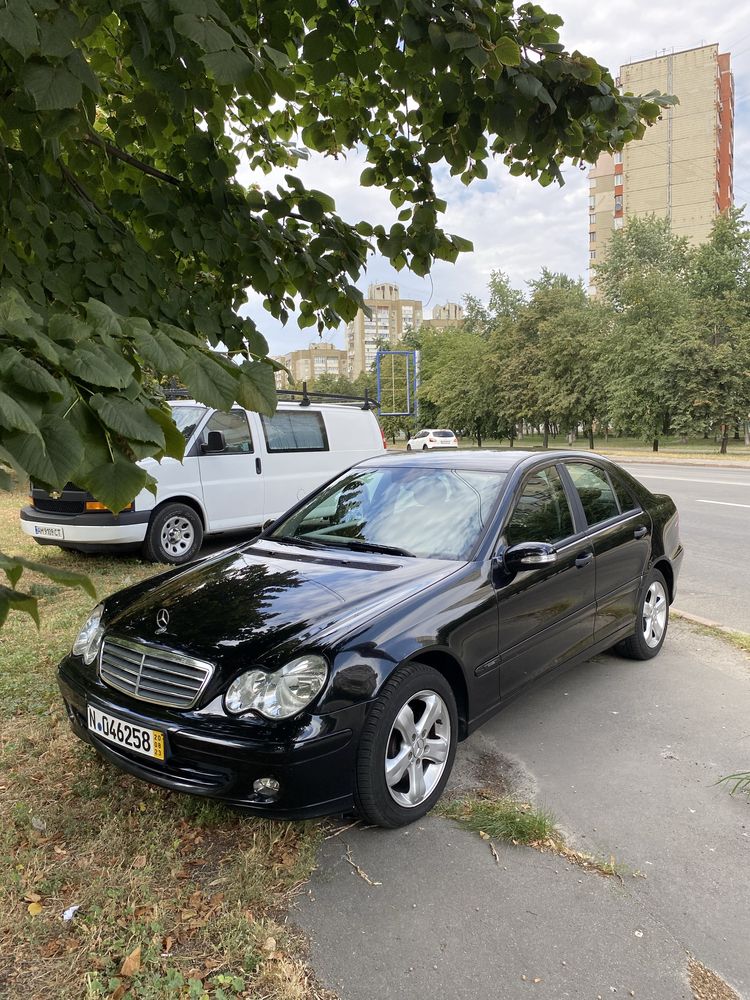 Mercedes Benz c180 2005