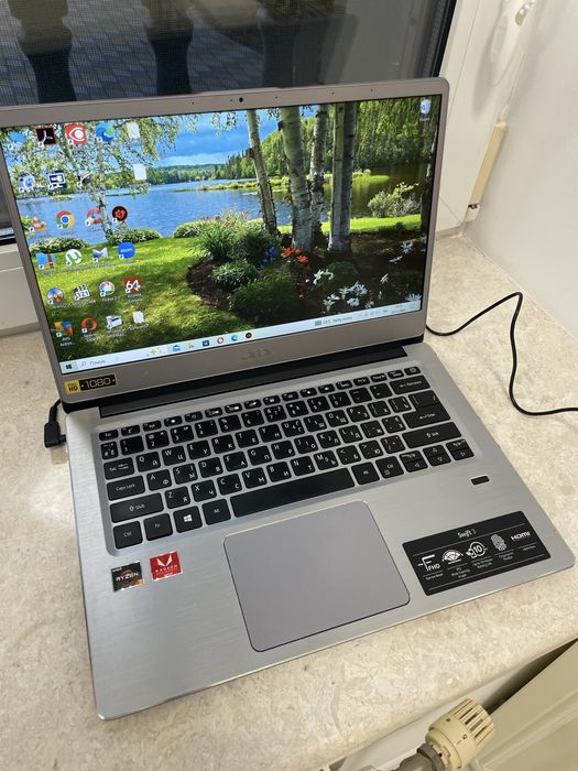 Acer Swift SF314-41 (Ryzen 3, 4GB/128GB SSD)