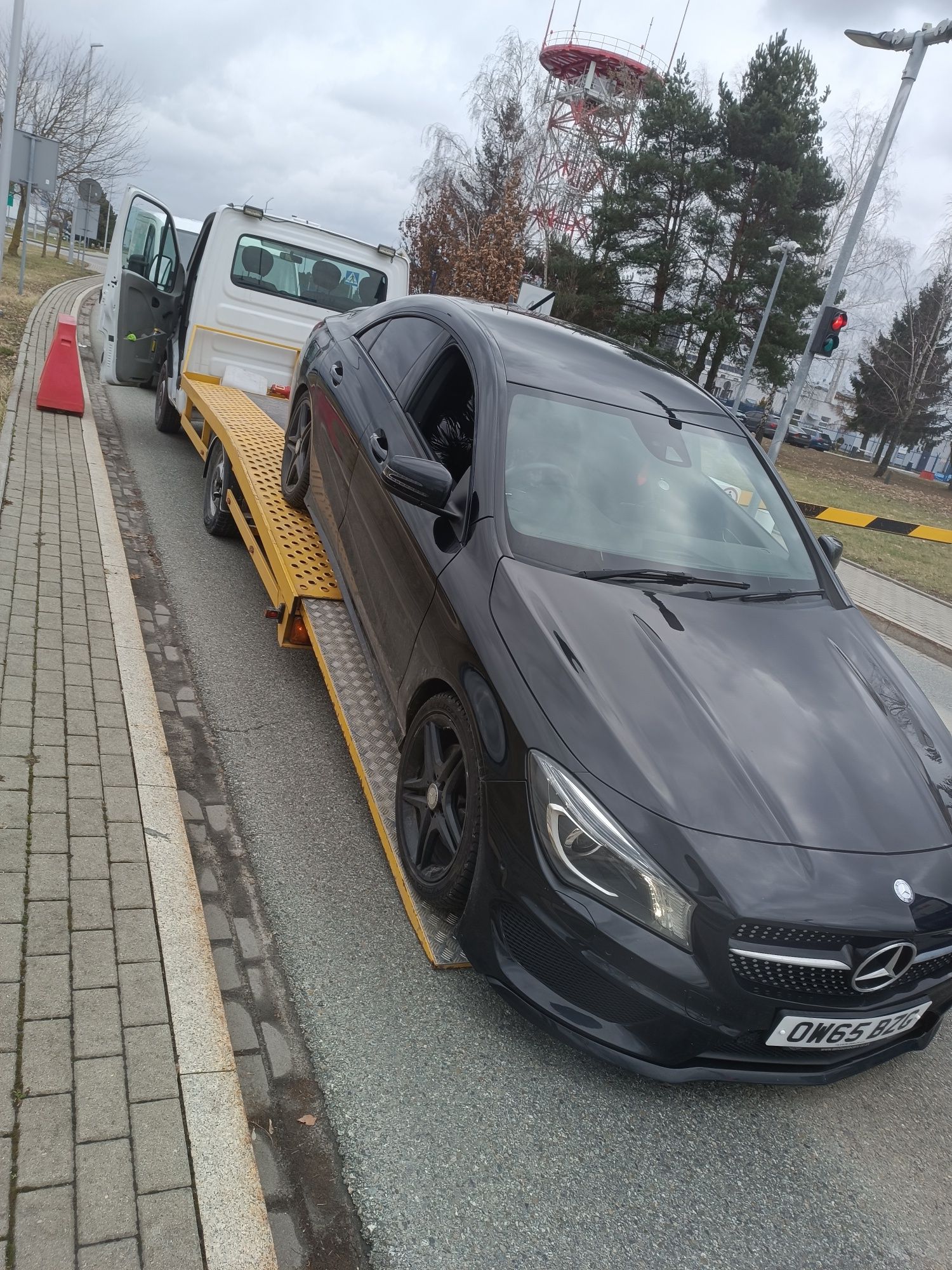Autolaweta pomoc drogowa 24/7