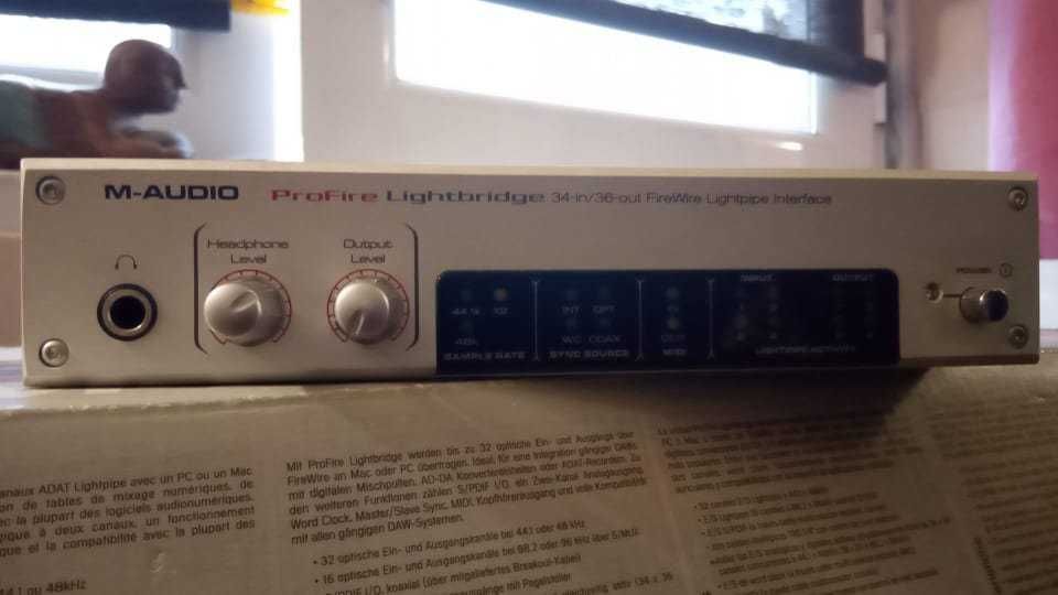 M-Audio ProFire Lightbridge Mid 2000 Silver/Black