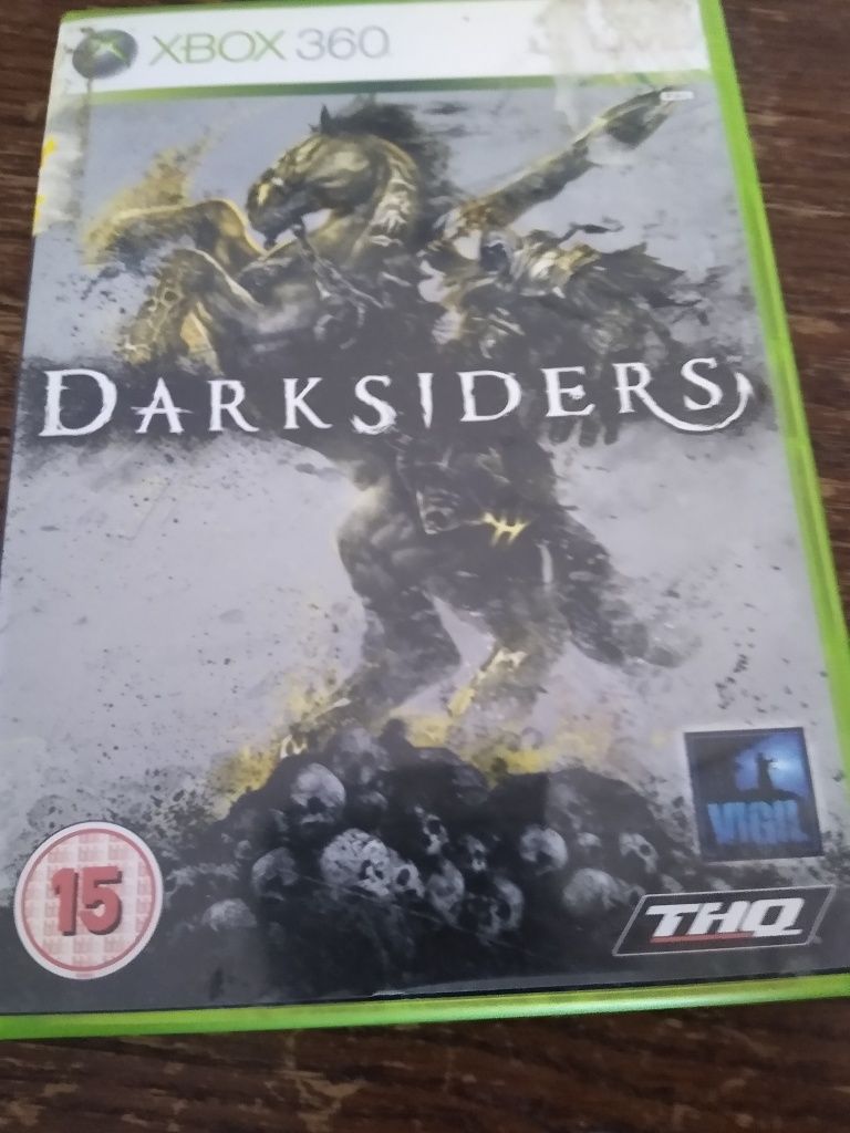 Gra na Xbox 360 Darksiders.