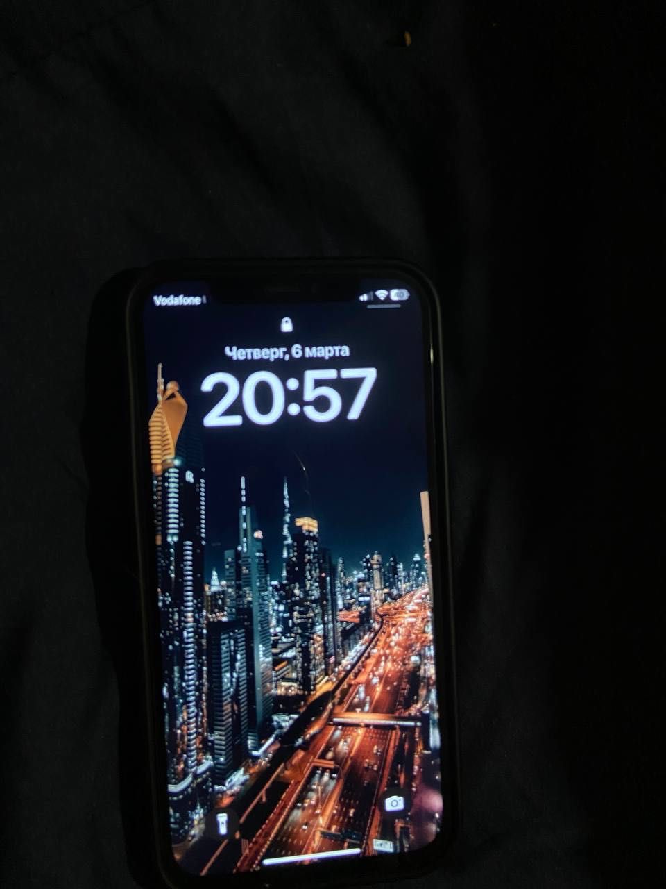 Apple iphone12 красный