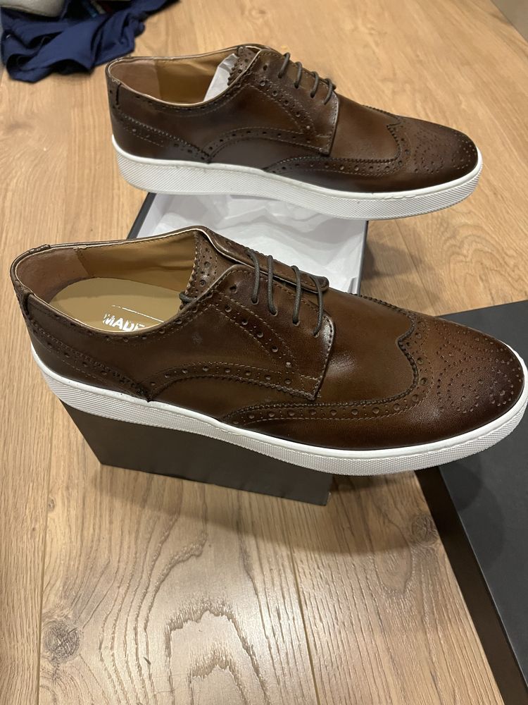 Sapatos novos nunero 44