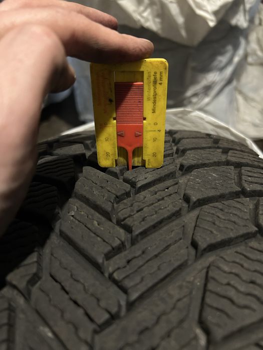 Michelin x-ice snow suv 255/60 r19
