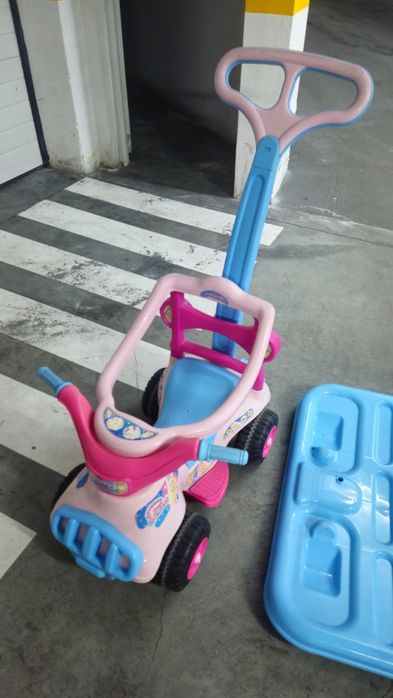 Carrinho - Brinquedo