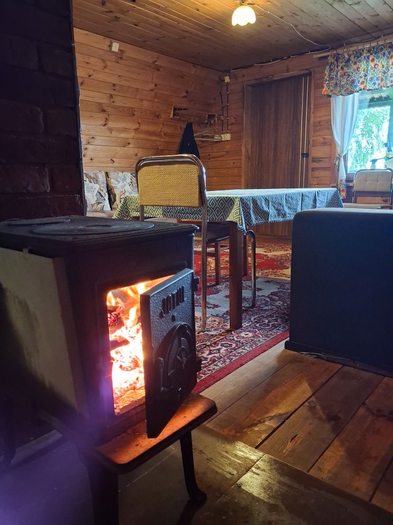 Domek PIRAMIDA  Kaszubach nad jeziorem Kruszynskim + balia jakuzzi