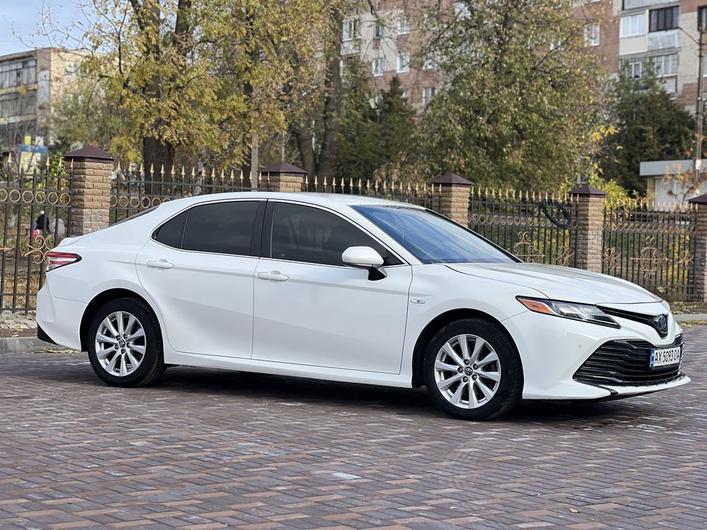 Продам Toyota camry  70