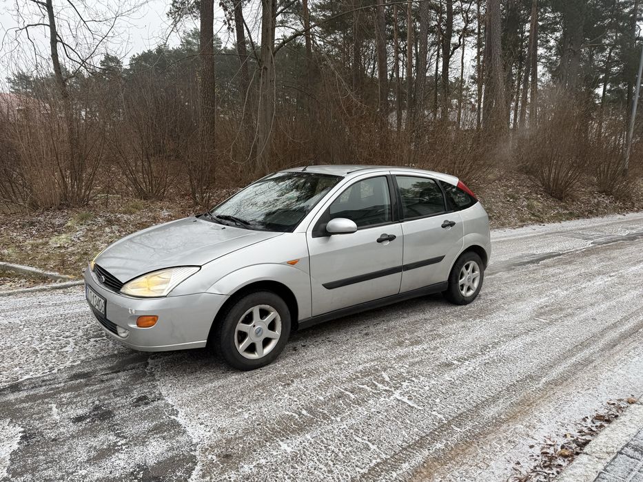 Ford focus 1.8 16v 2000r