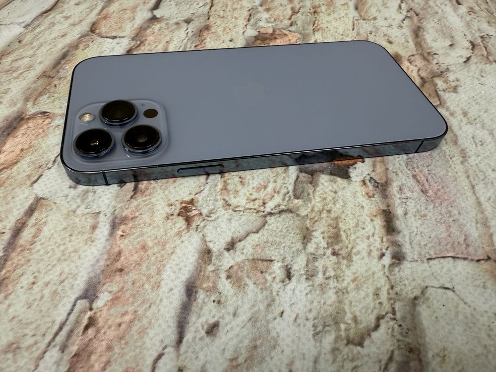 Iphone 13 Pro Max 256gb neverlock Sierra Blue 600$