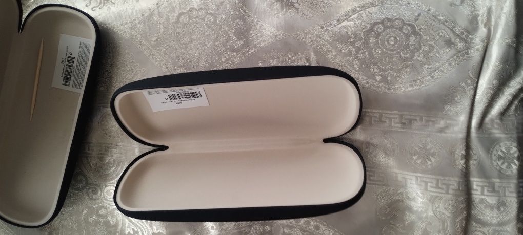 Продам футляр для окулярів  розписаний