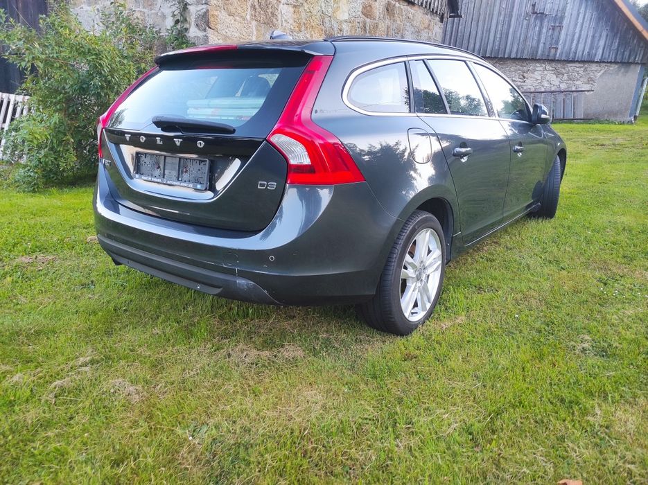 Volvo V60 D3 Momentum z Niemiec do opłat