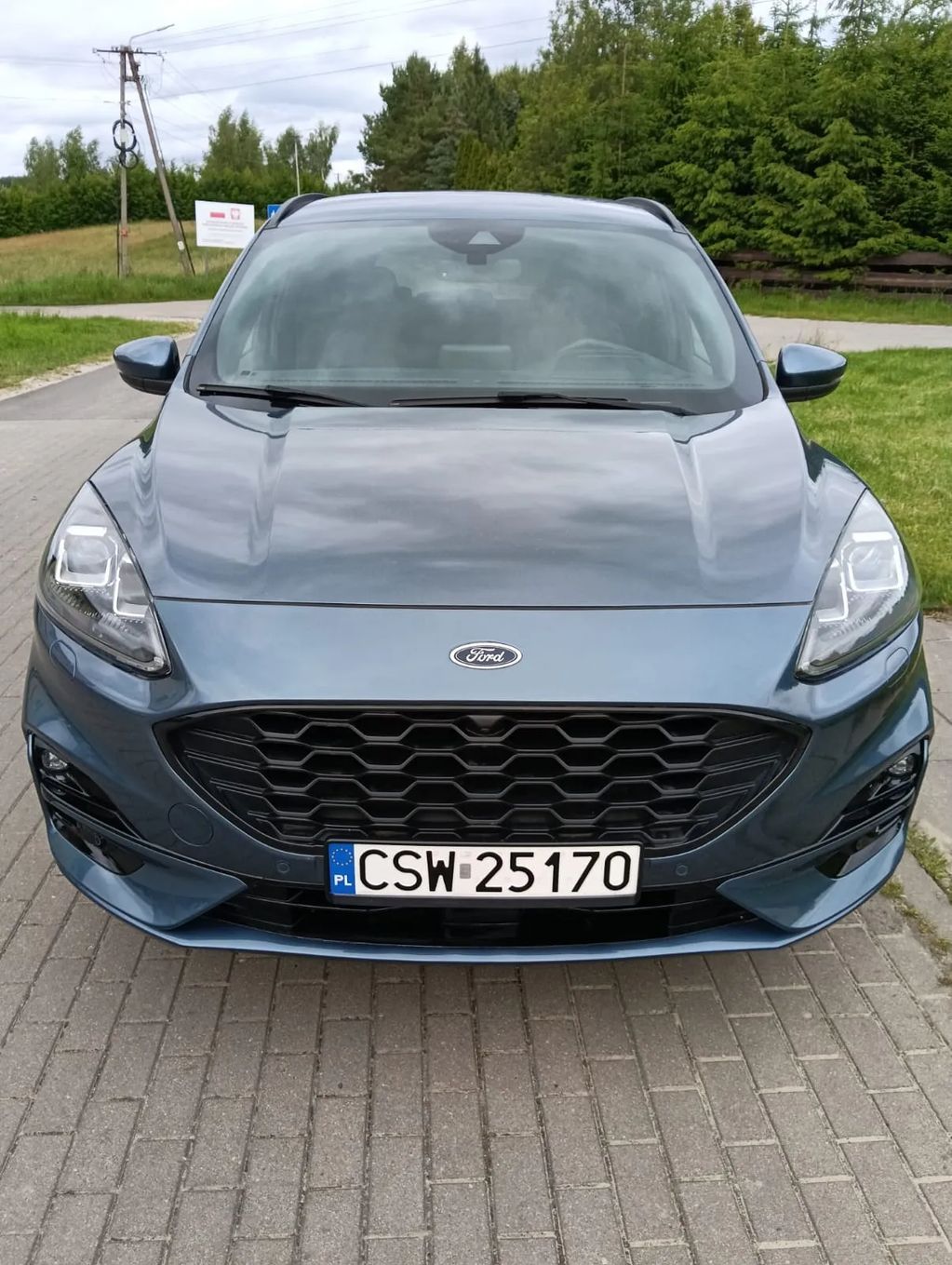 Ford Kuga ST- Line X 4x4 - Sport, Styl, Moc i Wygoda w Jednym