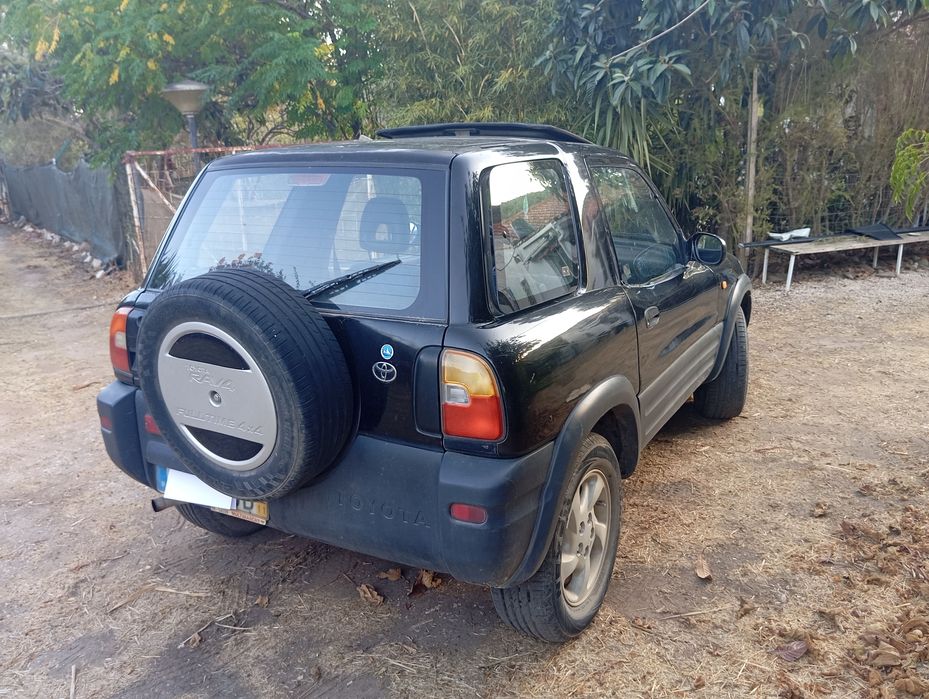Toyota RAV 4  1997 2.0