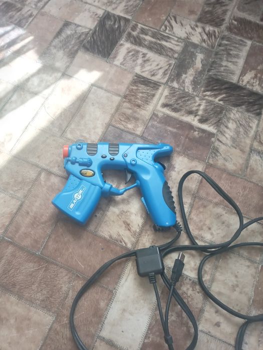 Продам автомат до playstation 2