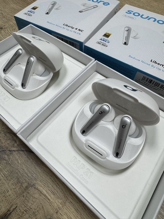 Навушники Anker Soundcore 4NC