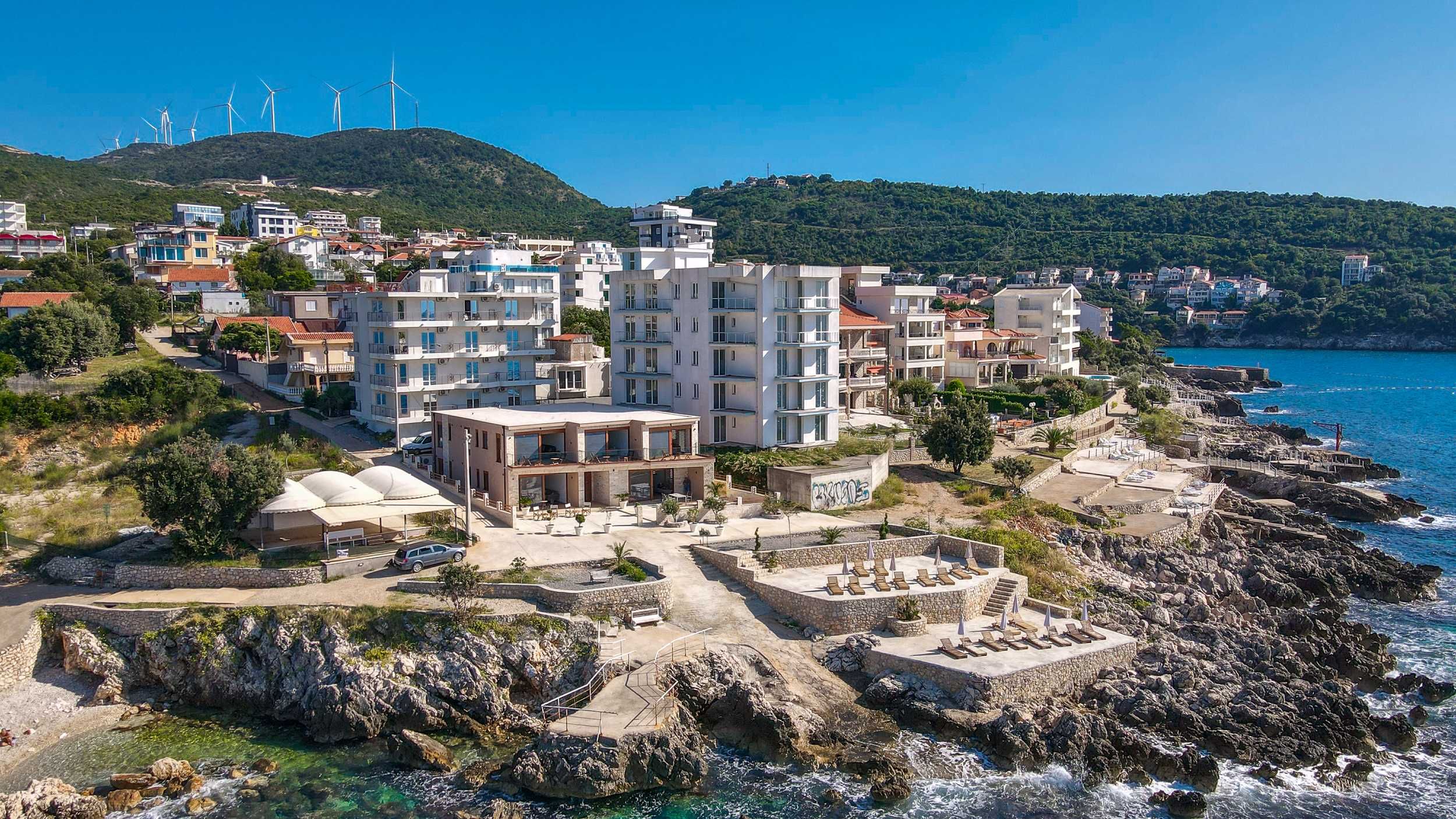 Wakacje Urlop Czarnogóra Utjeha Open Sea Apartments tańsza Chorwacja