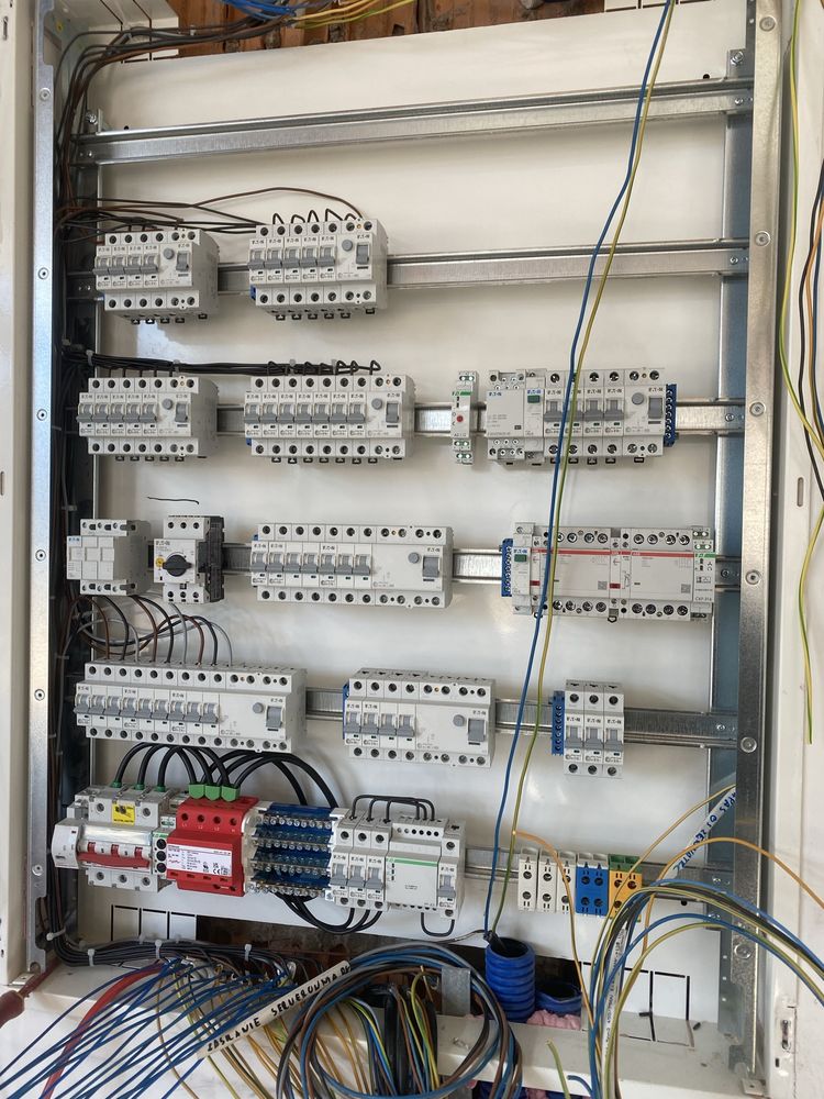 Elektryk, Przyłącza WLZ, Instalacje, Alarmy, Fotowoltaika, Smart Home