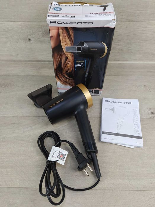 Rowenta CV1811 Express Style Suszarka do włosów OPIS