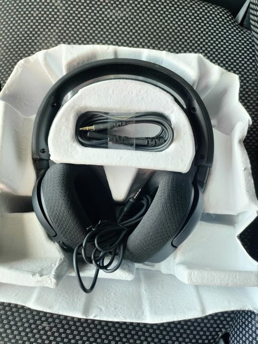 Słuchawki steelseries arctis Nova 1