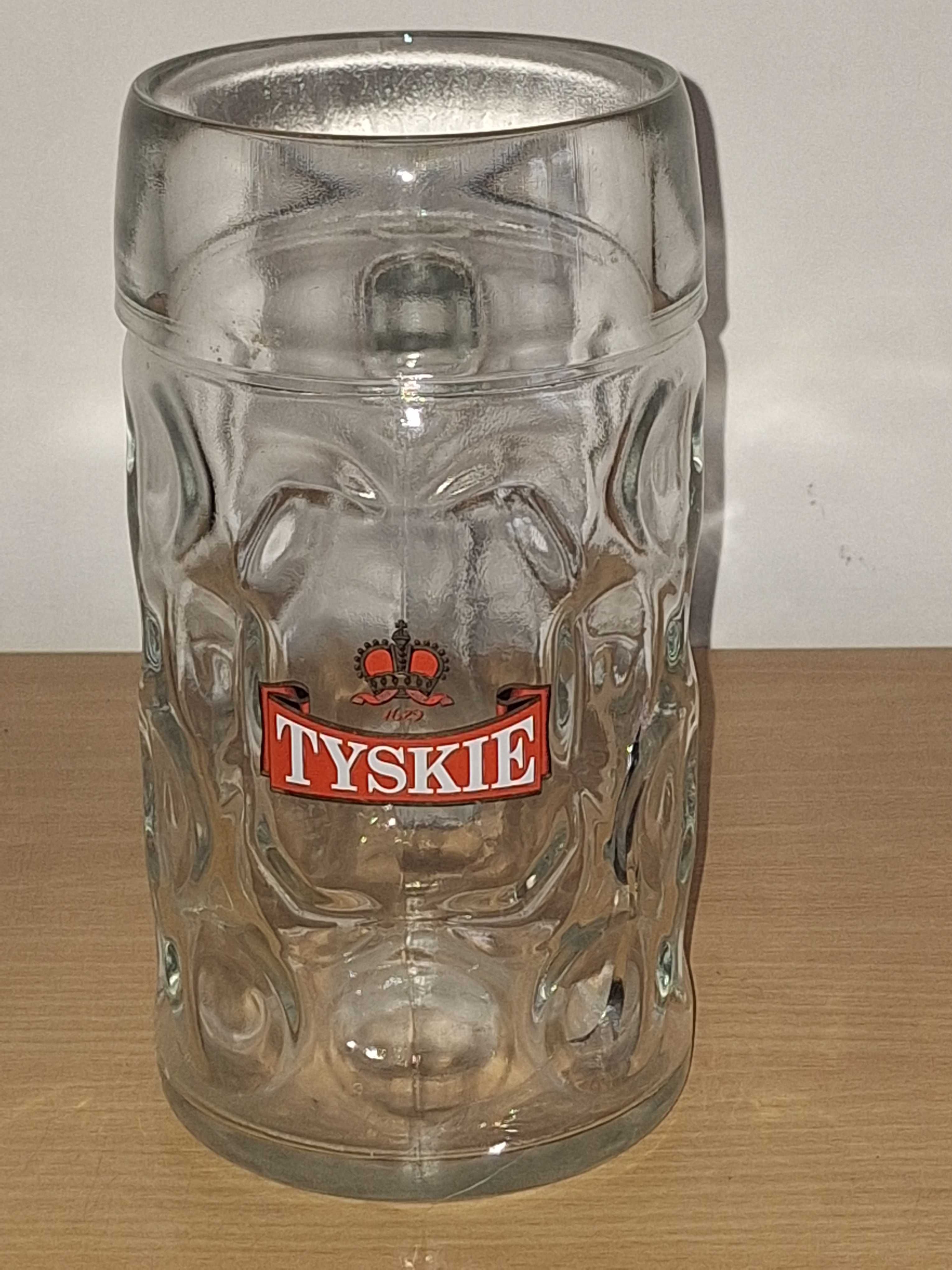 Kufel na piwo. Pojemność jeden litr.