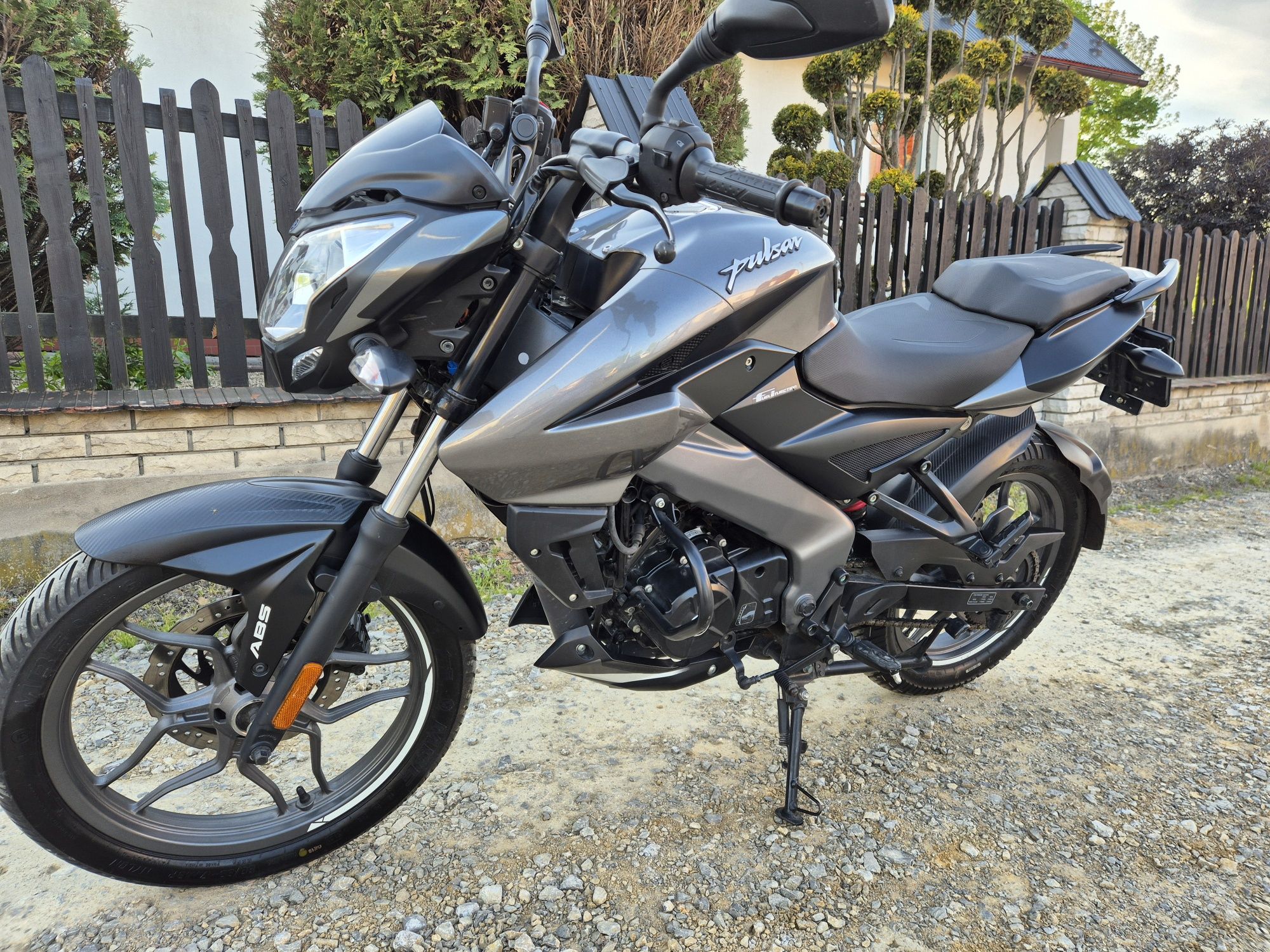 Bajaj Pulsar NS 125 JAK NOWY! Kat.B *2300km przebiegu!