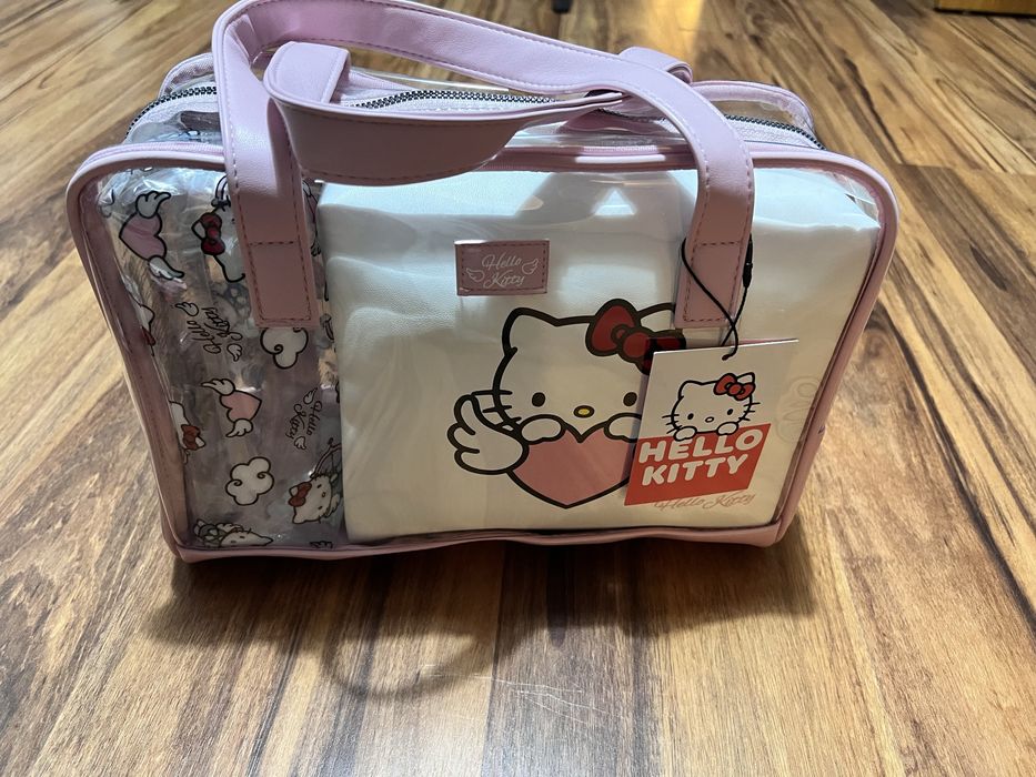 Conjunto Hello Kitty Original — 4 Peças (Novo)