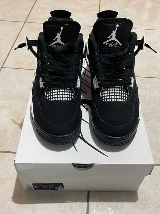 Buty meskie Mokasyny Jordan_4_Retro_White_Thunder R.40