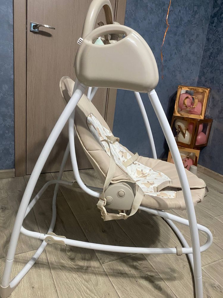 Заколисуючий центр Carello