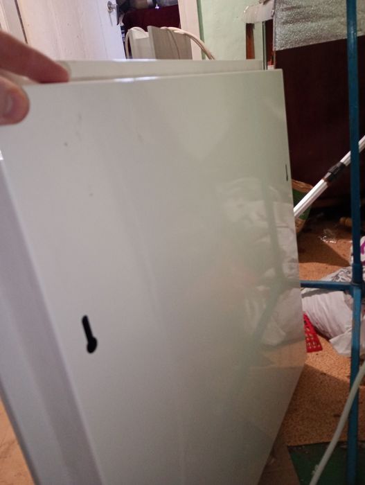 Продам електрообігрівач на стіну