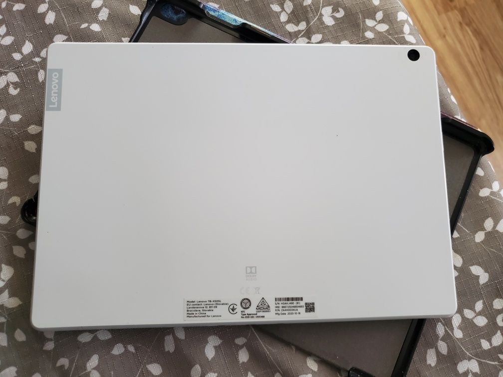 Планшет Lenovo tb x505l-10.1"