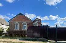 Продаж подвір'я с.Бездрик